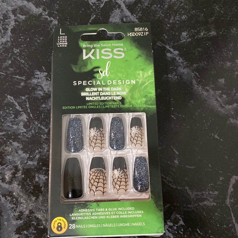 Kiss Special Design glue/press on nails